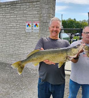 Epic day fishing Lake Erie's deep waters!